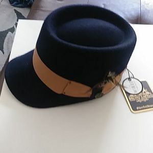 Bruno Capelo Luxury Hat